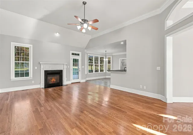 Photo 2 of Single family home for sale at 172 Honeysuckle Crk Loop, Mooresville, NC 28117 | MLS# 4430805 | Listing updated on 2026-10-04