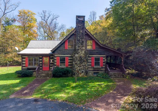 Photo 3 of Single family home for sale at 7810 Little Snowbird Rd, Robbinsville, NC 28771 | MLS# 4430865 | Listing updated on 2026-10-20