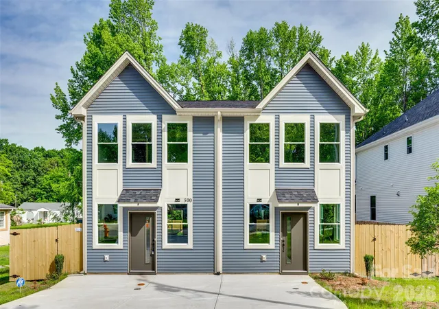 Photo 1 of Multi family home for sale at 500 Dawn Cir, Charlotte, NC 28213 | MLS# 4430890 | Listing updated on 2026-10-08