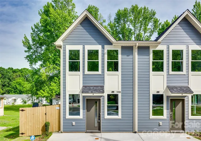 Photo 2 of Multi family home for sale at 500 Dawn Cir, Charlotte, NC 28213 | MLS# 4430890 | Listing updated on 2026-10-08