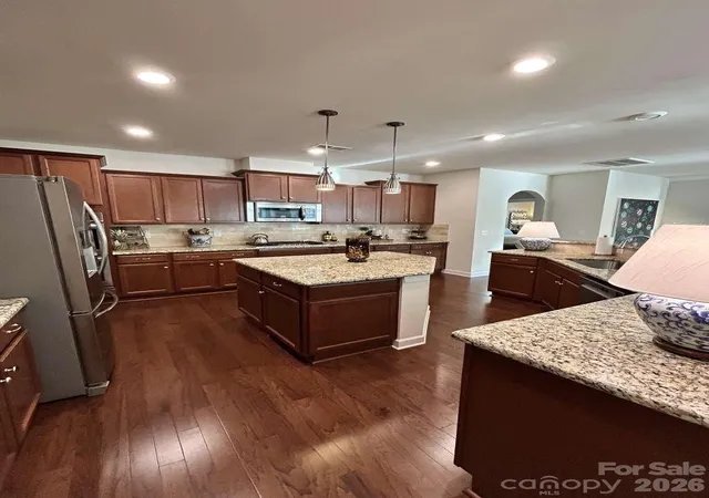 Photo 3 of Single family home for sale at 1317 Pinewalk Dr, Waxhaw, NC 28173 | MLS# 4430894 | Listing updated on 2026-10-04