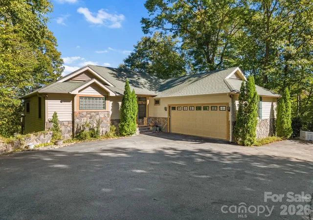 Single family home for sale at 84 Silverado Trl, Whittier, NC 28789 | MLS# 4430901