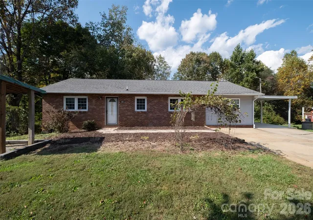 Photo 1 of Single family home for sale at 292 Mckinney Rd, Marion, NC 28752 | MLS# 4430907 | Listing updated on 2026-10-28