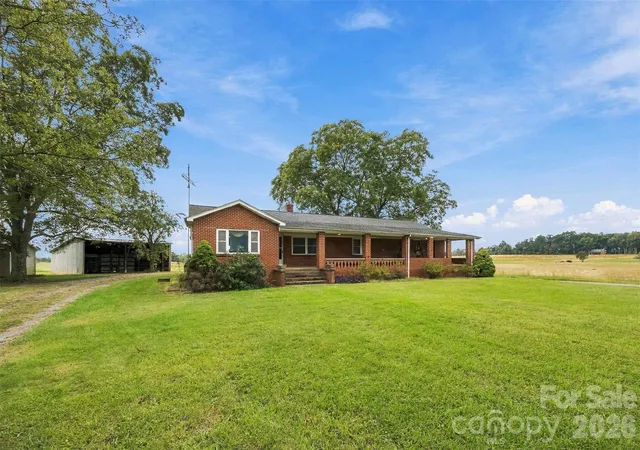 Photo 4 of Single family home for sale at 2925 Fallston Waco Rd, Shelby, NC 28150 | MLS# 4430911 | Listing updated on 2026-10-08