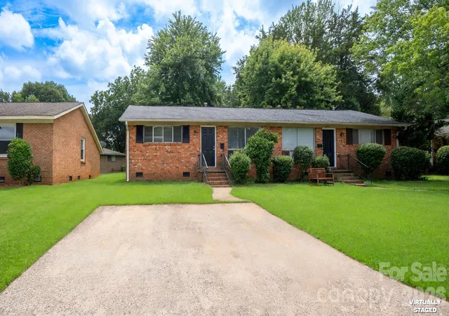 Photo 2 of Multi family home for sale at 4926 Malibu Dr, Charlotte, NC 28215 | MLS# 4430912 | Listing updated on 2026-10-05