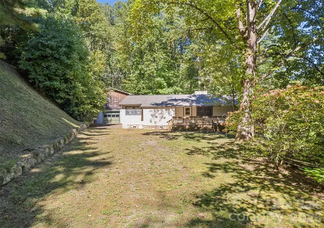 Photo 4 of Single family home for sale at 54 Twilight Ln, Sylva, NC 28779 | MLS# 4430916 | Listing updated on 2026-10-03