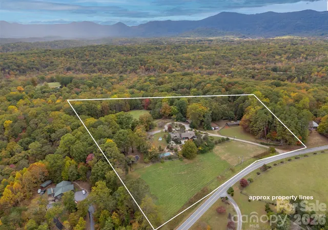 Photo 2 of Single family home for sale at 936 Golden Rd, Tryon, NC 28782 | MLS# 4430919 | Listing updated on 2026-10-03