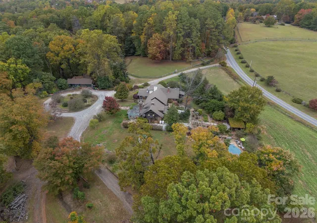 Photo 4 of Single family home for sale at 936 Golden Rd, Tryon, NC 28782 | MLS# 4430919 | Listing updated on 2026-10-03