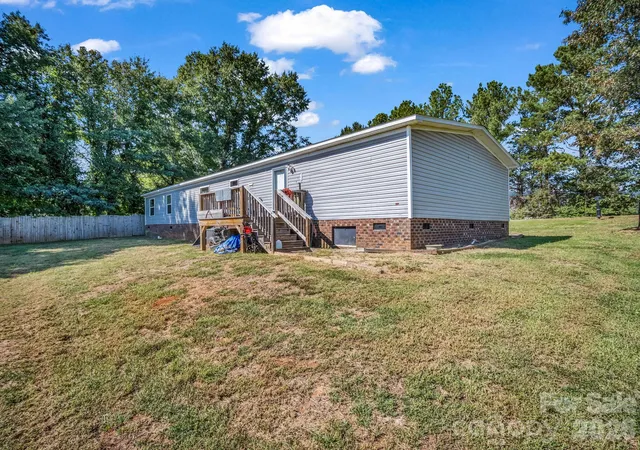 Photo 4 of Single family home for sale at 316 New Jerusalem Church Rd, Forest City, NC 28043 | MLS# 4430922 | Listing updated on 2026-10-03