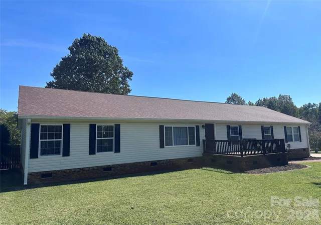 Single family home for sale at 131 Glenwood Rd, Mocksville, NC 27028 | MLS# 4430923