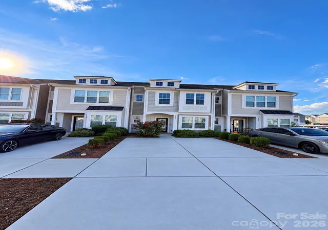 Townhouse for sale at 375 Halton Xing Dr SW, Concord, NC 28027 | MLS# 4430930