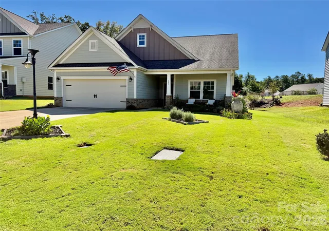 Photo 2 of Single family home for sale at 177 Old Harbor Dr, Mount Gilead, NC 27306 | MLS# 4430936 | Listing updated on 2026-10-07