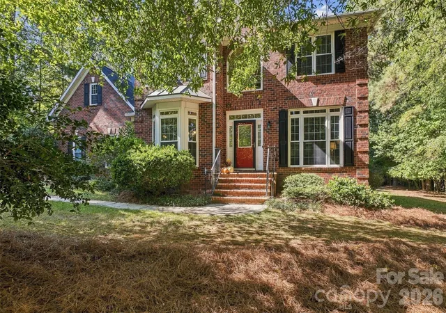 Photo 1 of Single family home for sale at 3564 Weddington Oaks Dr, Matthews, NC 28104 | MLS# 4430938 | Listing updated on 2026-10-09