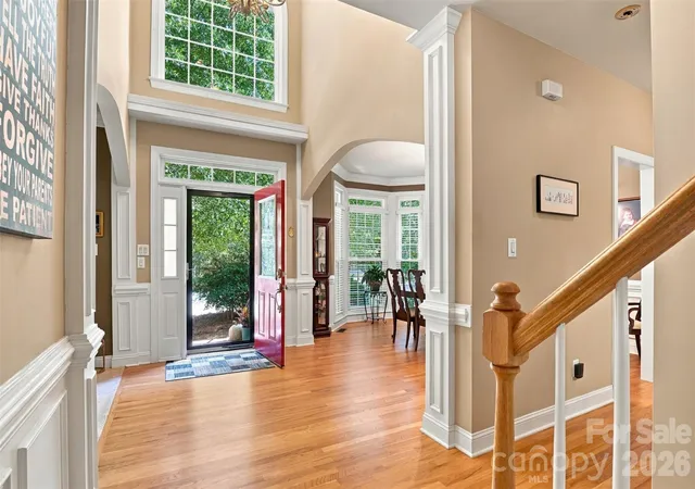 Photo 3 of Single family home for sale at 3564 Weddington Oaks Dr, Matthews, NC 28104 | MLS# 4430938 | Listing updated on 2026-10-09