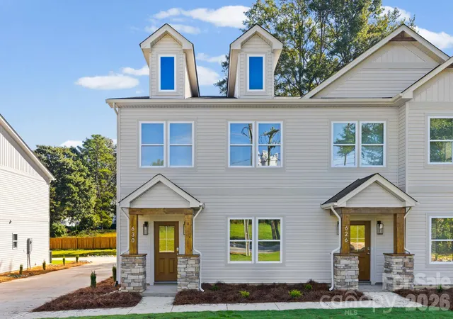 Photo 3 of Townhouse for sale at 630 Modena St, Gastonia, NC 28054 | MLS# 4430939 | Listing updated on 2026-10-03