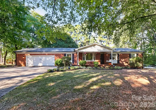 Photo 1 of Single family home for sale at 4301 Red Berry Ct, Charlotte, NC 28213 | MLS# 4430948 | Listing updated on 2026-10-06