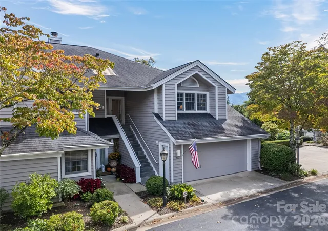 Photo 4 of Townhouse for sale at 360 Skylark Ln, Waynesville, NC 28786 | MLS# 4430961 | Listing updated on 2026-10-03