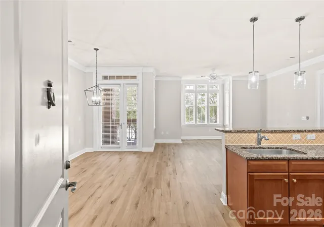 Photo 3 of Condo for sale at 2810 Selwyn Ave #209, Charlotte, NC 28209 | MLS# 4430972 | Listing updated on 2026-10-05