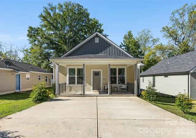 Photo 1 of Single family home for sale at 3425 Mable Hubbard Dr, Charlotte, NC 28208 | MLS# 4430976 | Listing updated on 2026-10-10
