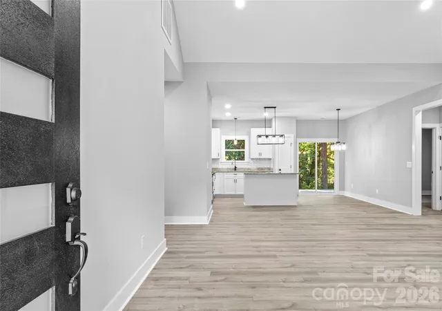 Photo 3 of Single family home for sale at 2309 Frederick Dr, Winston Salem, NC 27103 | MLS# 4430977 | Listing updated on 2026-10-06