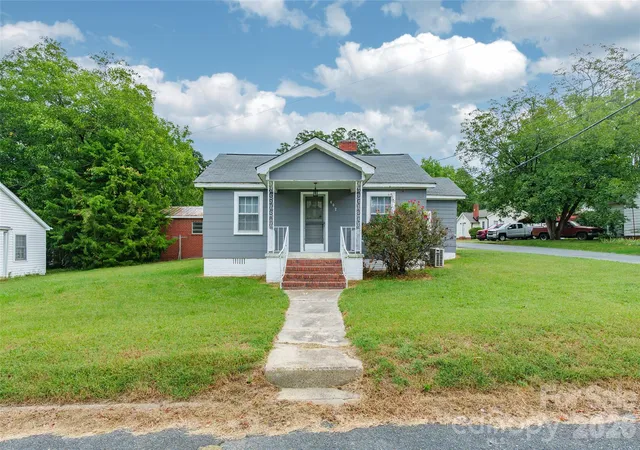 Photo 1 of Single family home for sale at 602 Ross St, Marshville, NC 28103 | MLS# 4430978 | Listing updated on 2026-10-07