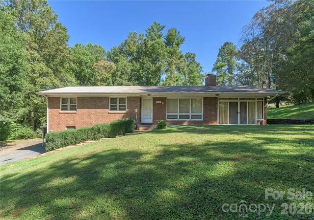 Photo 1 of Single family home for sale at 2882 Butler Brg Rd, Mills River, NC 28759 | MLS# 4430985 | Listing updated on 2026-10-03