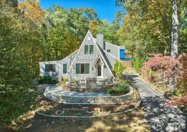 Photo 1 of Single family home for sale at 191 Mississippi Rd, Montreat, NC 28757 | MLS# 4430995 | Listing updated on 2026-10-29