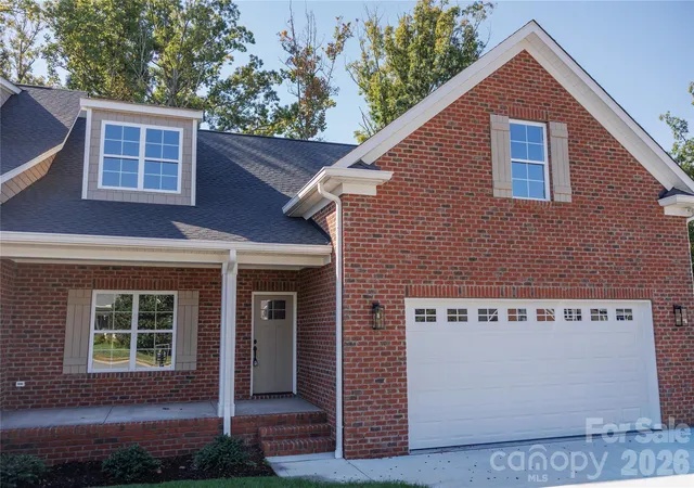 Townhouse for sale at 107 Abbington Ln, Shelby, NC 28150 | MLS# 4430999