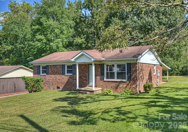 Photo 2 of Single family home for sale at 535 S Little Texas Rd, Kannapolis, NC 28083 | MLS# 4431009 | Listing updated on 2026-10-13