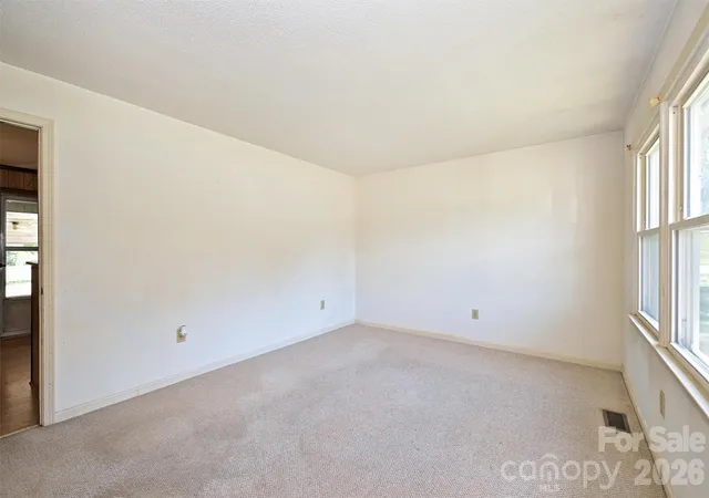 Photo 3 of Single family home for sale at 535 S Little Texas Rd, Kannapolis, NC 28083 | MLS# 4431009 | Listing updated on 2026-10-13