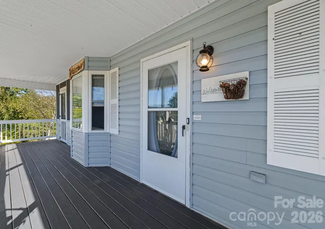 Photo 3 of Single family home for sale at 6275 Bryson City Rd, Franklin, NC 28734 | MLS# 4431014 | Listing updated on 2026-10-03