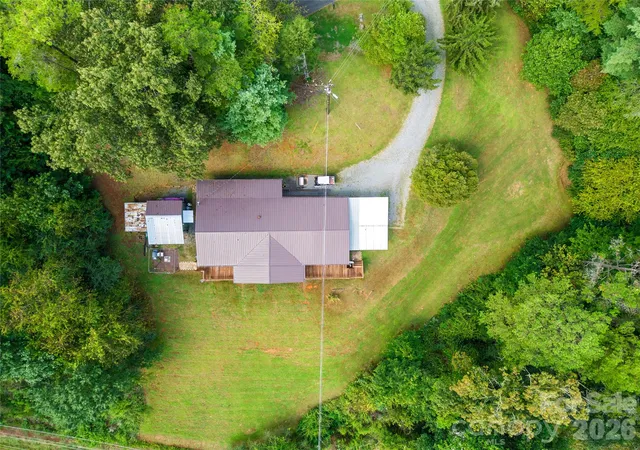 Photo 3 of Single family home for sale at 204 Grove Rd, Sylva, NC 28779 | MLS# 4431015 | Listing updated on 2026-10-05