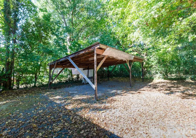 Photo 3 of Single family home for sale at 316 S Stonewall Ave, Rock Hill, SC 29730 | MLS# 4431020 | Listing updated on 2026-10-03