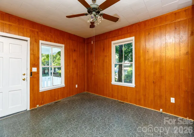Photo 4 of Single family home for sale at 316 S Stonewall Ave, Rock Hill, SC 29730 | MLS# 4431020 | Listing updated on 2026-10-03