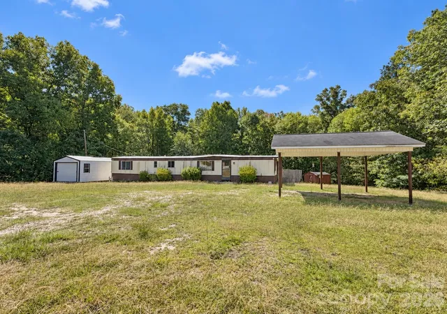 Single family home for sale at 2156 John Everall Rd, Lancaster, SC 29720 | MLS# 4431054