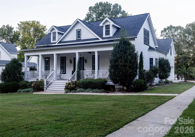 Photo 1 of Single family home for sale at 306 Carolina Downs, York, SC 29745 | MLS# 4431069 | Listing updated on 2026-10-08