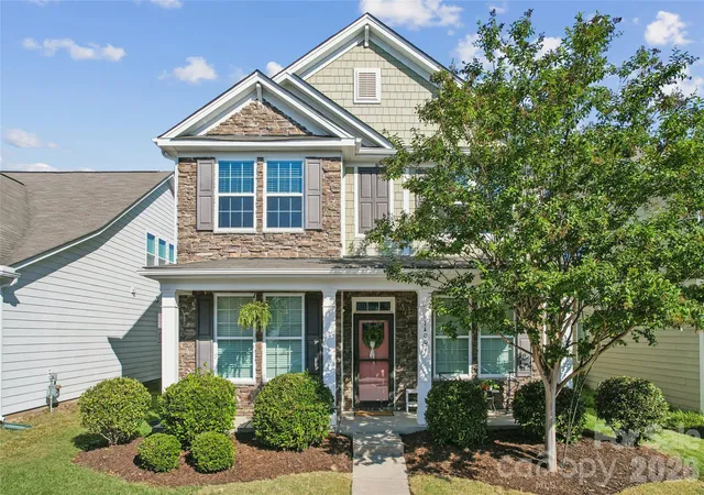 Photo 1 of Single family home for sale at 14007 Helen Benson Blvd, Davidson, NC 28036 | MLS# 4431077 | Listing updated on 2026-10-09