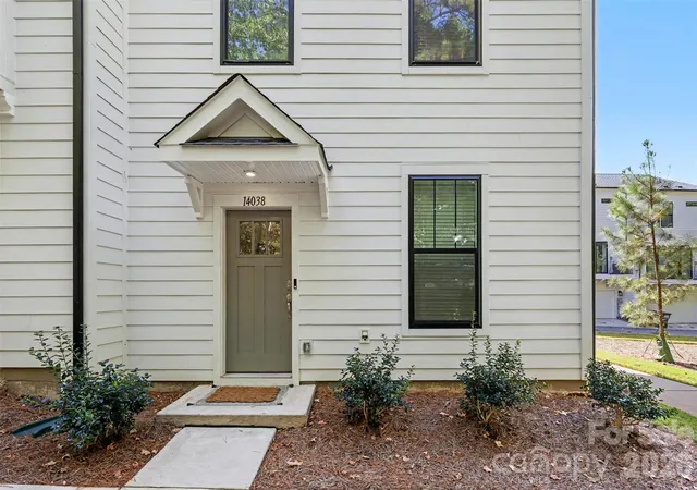 Townhouse for sale at 14038 Felix Ln, Charlotte, NC 28277 | MLS# 4431081