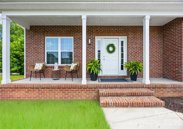 Photo 3 of Single family home for sale at 2630 Polo Ln, Maiden, NC 28650 | MLS# 4431094 | Listing updated on 2026-10-04