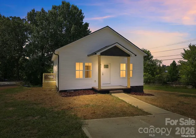 Photo 1 of Single family home for sale at 1211 Glenwood Ave, Salisbury, NC 28146 | MLS# 4431115 | Listing updated on 2026-10-04