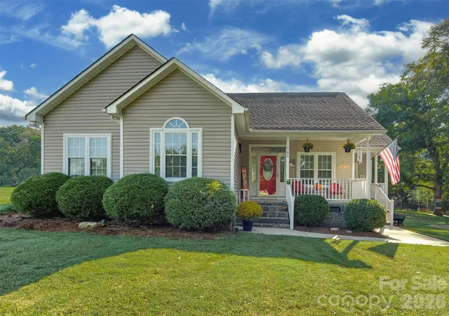 Single family home for sale at 6388 Branson Davis Rd, Randleman, NC 27317 | MLS# 4431126