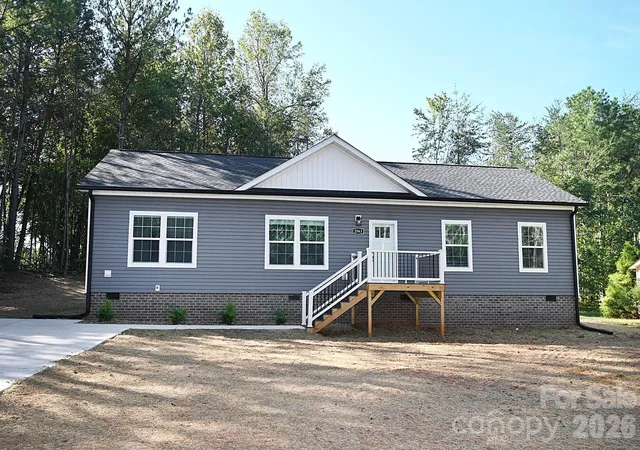 Photo 2 of Single family home for sale at 2063 Vance St, Newton, NC 28658 | MLS# 4431144 | Listing updated on 2026-10-06