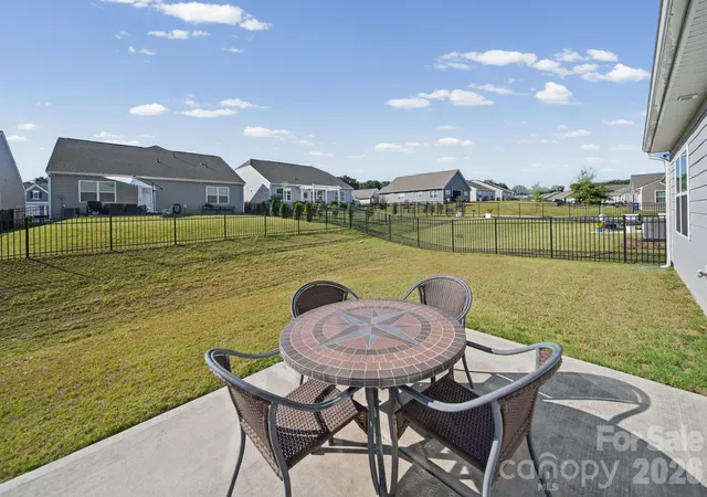 Photo 3 of Single family home for sale at 138 Pampas Pl, Statesville, NC 28625 | MLS# 4431149 | Listing updated on 2026-10-08
