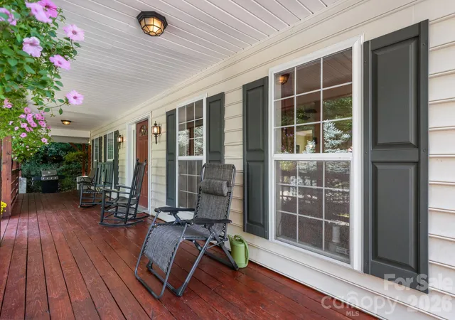 Photo 3 of Single family home for sale at 1056 Old Hampton Rd, Boone, NC 28607 | MLS# 4431150 | Listing updated on 2026-10-04