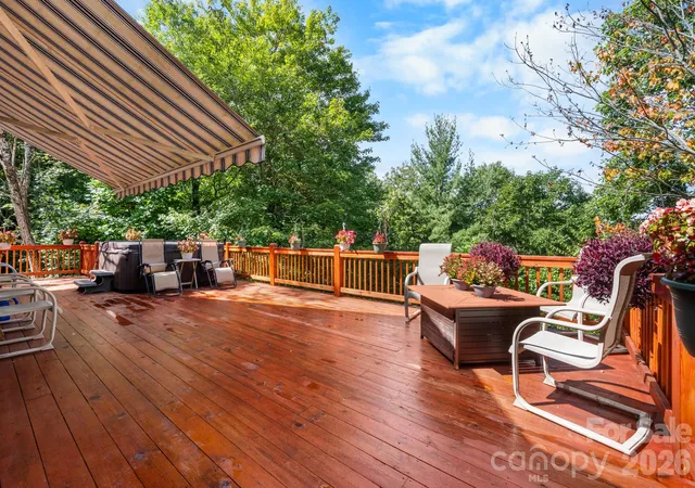 Photo 4 of Single family home for sale at 1056 Old Hampton Rd, Boone, NC 28607 | MLS# 4431150 | Listing updated on 2026-10-04