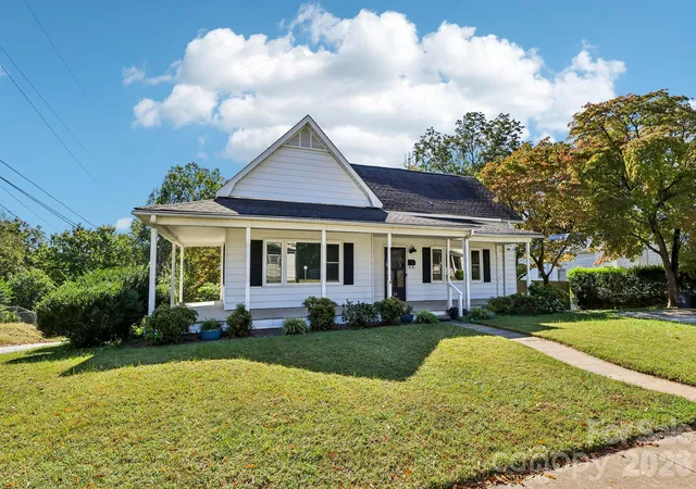 Photo 3 of Single family home for sale at 68 Meadow Ave, Concord, NC 28025 | MLS# 4431156 | Listing updated on 2026-10-10