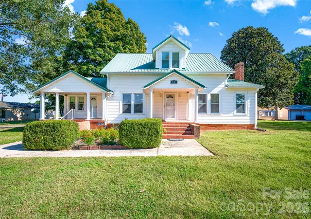 Single family home for sale at 1892 W Memorial Hwy, Union Grove, NC 28689 | MLS# 4431157
