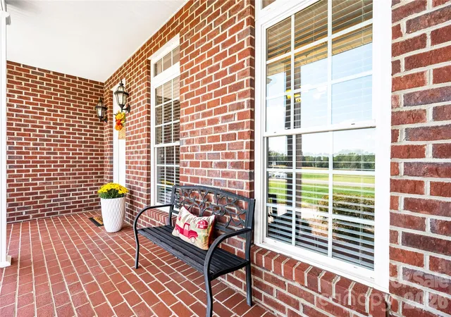Photo 3 of Single family home for sale at 66 Hawks Ridge, Hickory, NC 28601 | MLS# 4431161 | Listing updated on 2026-10-08