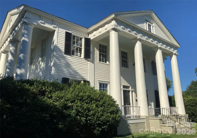 Photo 3 of Single family home for sale at 117 E Academy St, Union, SC 29379 | MLS# 4431166 | Listing updated on 2026-10-06