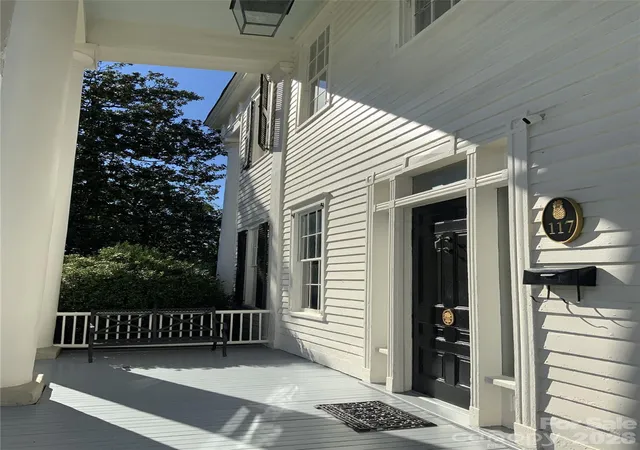 Photo 4 of Single family home for sale at 117 E Academy St, Union, SC 29379 | MLS# 4431166 | Listing updated on 2026-10-06